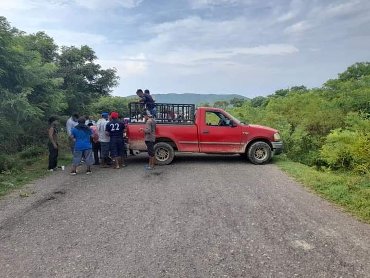 Denuncian malos manejos del recurso público en San Dionisio del Mar