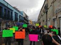 Truenan comerciantes establecidos contra el edil, Oswaldo García Jarquín