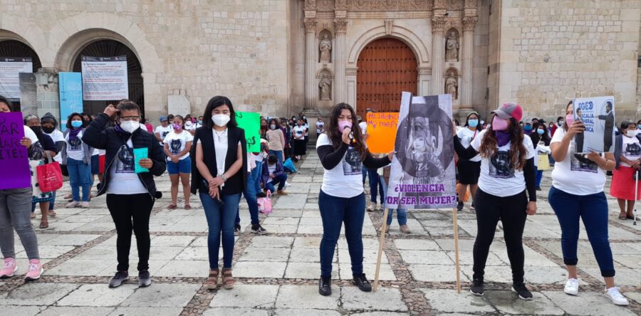 Mujeres se movilizan y piden una vida libre de violencia