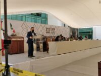 Tunden diputados a Cué Navarro, le exigen su renuncia