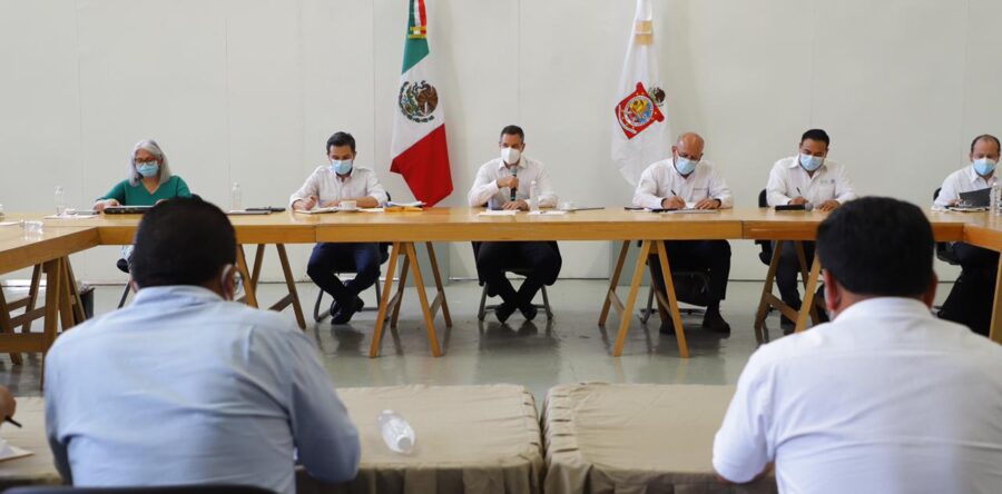 AMH y funcionarios del Gobierno Federal se reúnen para lograr el ordenamiento del sector salud del estado