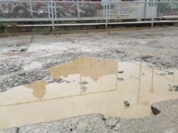 Piden atender las calles de Candiani afectada por baches