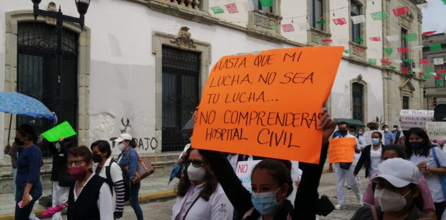 Continúan los trabajadores de salud con sus protestas
