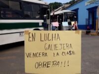 Protestan pensionados del municipio de Oaxaca de Juárez