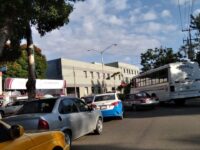 Gran caos vial generaron los trabajadores del STEUABJO frente a la JLCyA