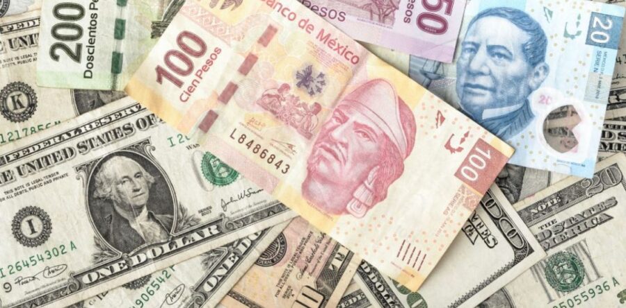 Peso pierde más ante avance del dólar; cotiza en 20.53