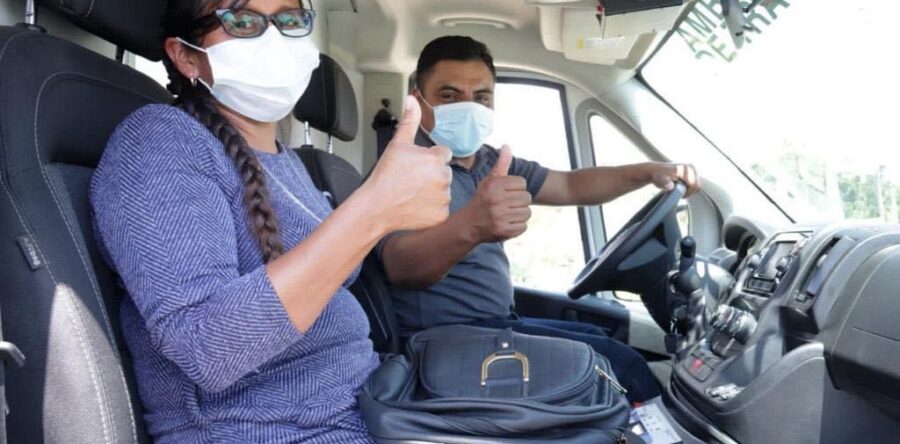 DIF Estatal continúa con la entrega de ambulancias de traslado, en beneficio de los municipios de las 8 regiones