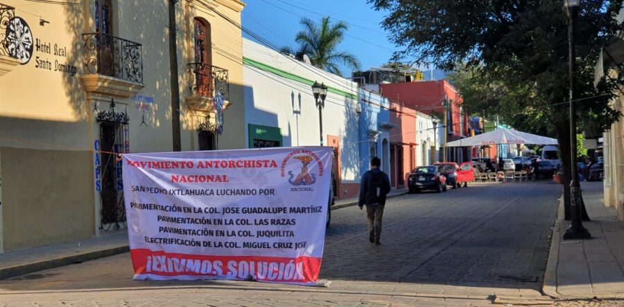 Hunden los bloqueos en el caos a la capital oaxaqueña: Alfredo Martínez de Aguilar