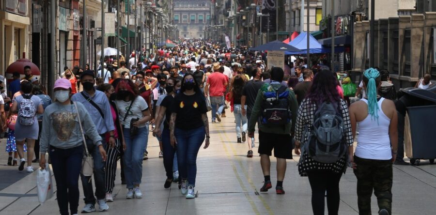 CDMX pasa a semáforo verde por covid-19; eventos al aire libre sin restricción