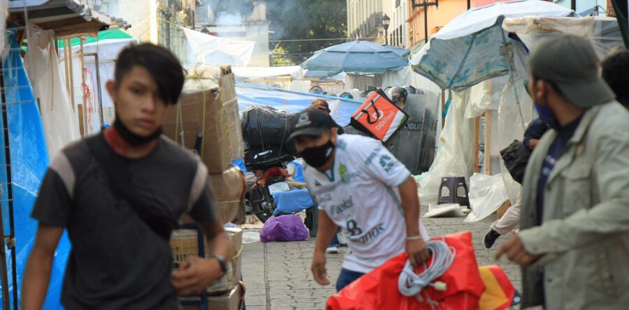 Desalojo ambulantes: Carlos R. Aguilar Jiménez