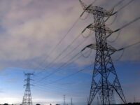 Con reforma eléctrica se garantiza la transición a energías limpias: López Obrador