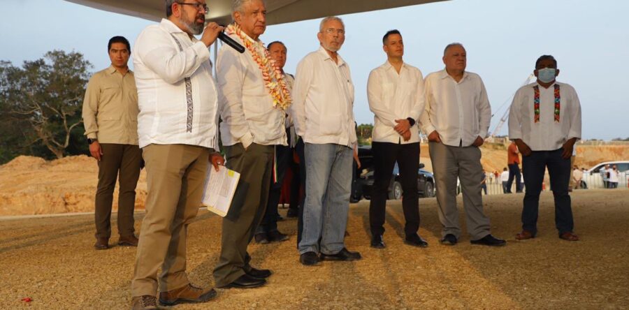 Supervisan AMLO y AMH los avances del entronque Palomares II