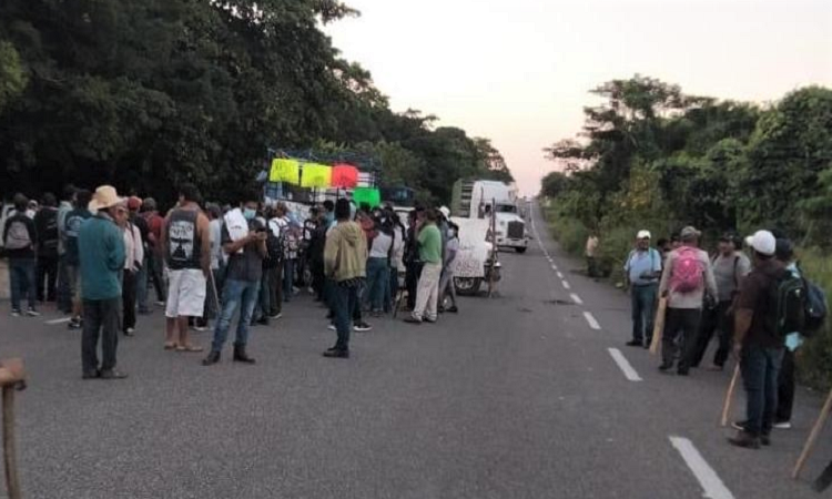 Complicidad del Congreso en conflictos municipales: Alfredo Martínez de Aguilar