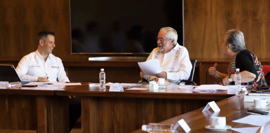 UNAM, luz de esperanza ante el caos de la UABJO: Alfredo Martínez de Aguilar