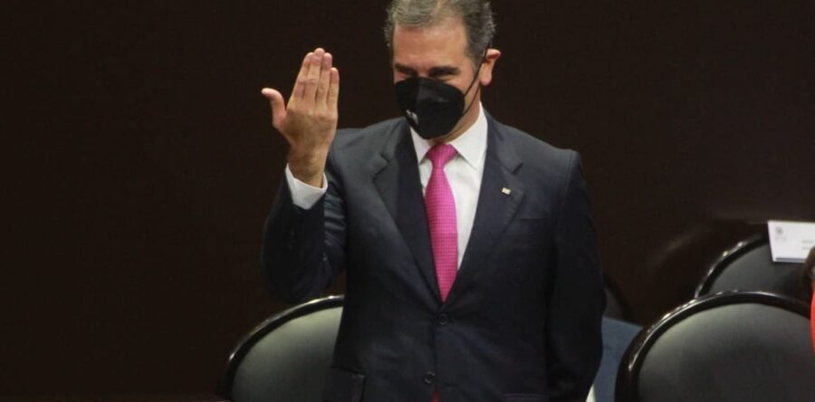 ‘Ustedes autorizaron salarios del INE’: así fue la atropellada comparecencia de Lorenzo Córdova en San Lázaro