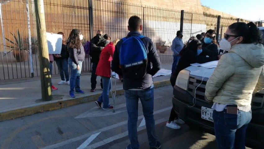 Docentes normalistas de la Sección 22, bloquearon en el CCCO