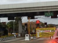 Pobladores de Xochixtlán protestaron en la Caseta de Peaje en Huitzo