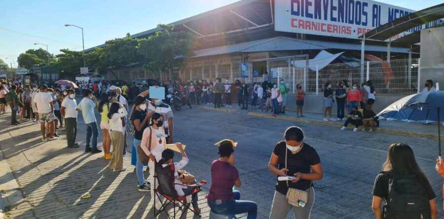 Inició la vacunación contra la Covid-19 en la Costa para jóvenes de 15 a 17 años