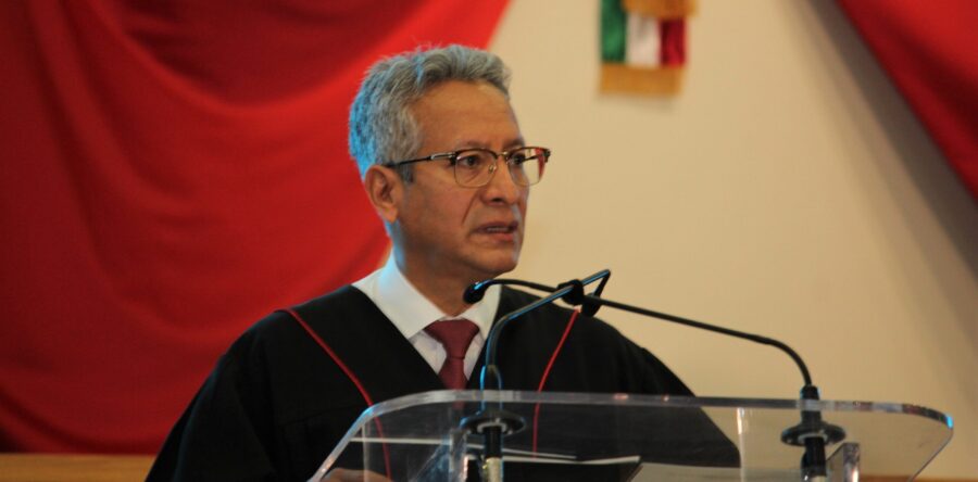 De poco sirven las mejores leyes, con encargados viles de aplicarlas: Alfredo Martínez de Aguilar