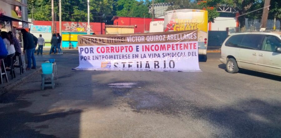 Protestan Sindicatos contra la UABJO