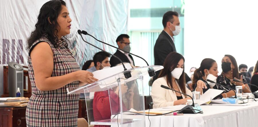 Exigió diputada Laura Estrada cese a violencia contra mujeres en Colegio de Notarios