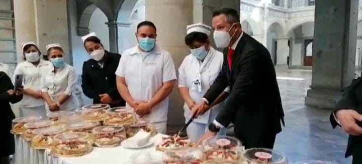 Muestra gobernador Alejandro Murat respeto a autonomía de la UABJO; Fiscalia tendrá que revisar caso de Martínez Helmes