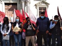 Organizaciones sociales encabezados por el FPR se manifiestan a favor de la UABJO