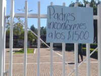 Protestan por la cuota de inscripción en el CBTis 26