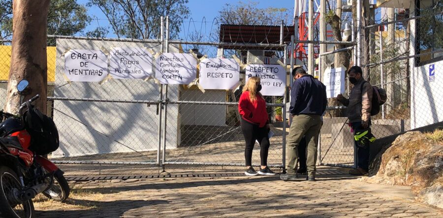 Trabajadores del Canal 4 protestan en Oaxaca