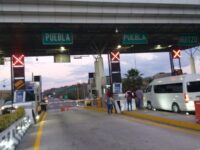 La Guardia Nacional retira a manifestantes de la Caseta de Huitzo
