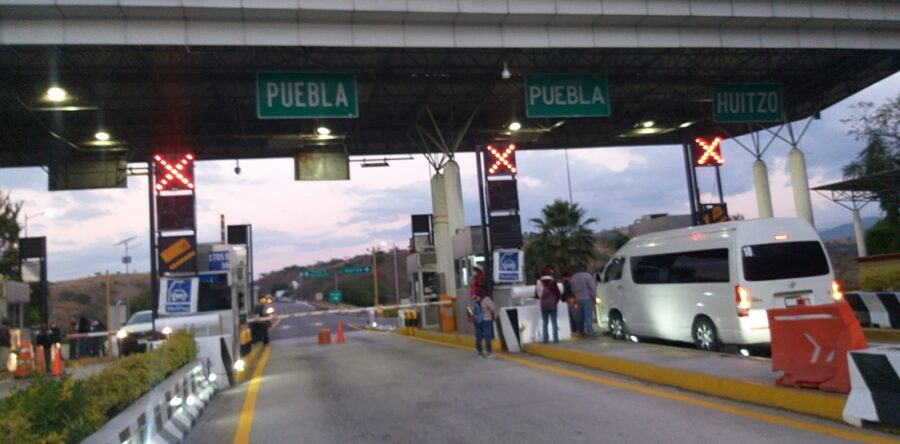 La Guardia Nacional retira a manifestantes de la Caseta de Huitzo