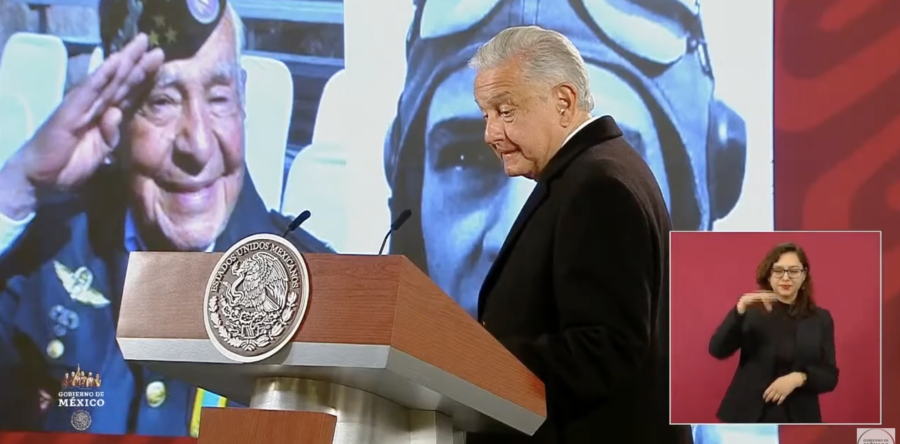 Austria no quiso prestarle a México el penacho de Moctezuma para exhibirlo: AMLO