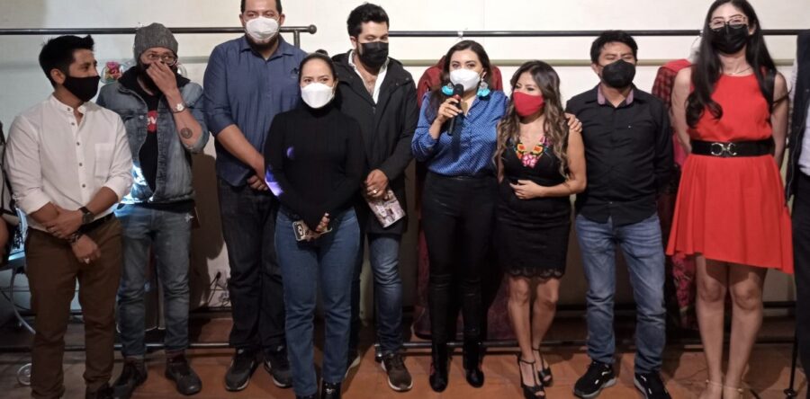 “Arte y Moda”, inicio del XX Aniversario de la revista Mujeres: Alfredo Martínez de Aguilar