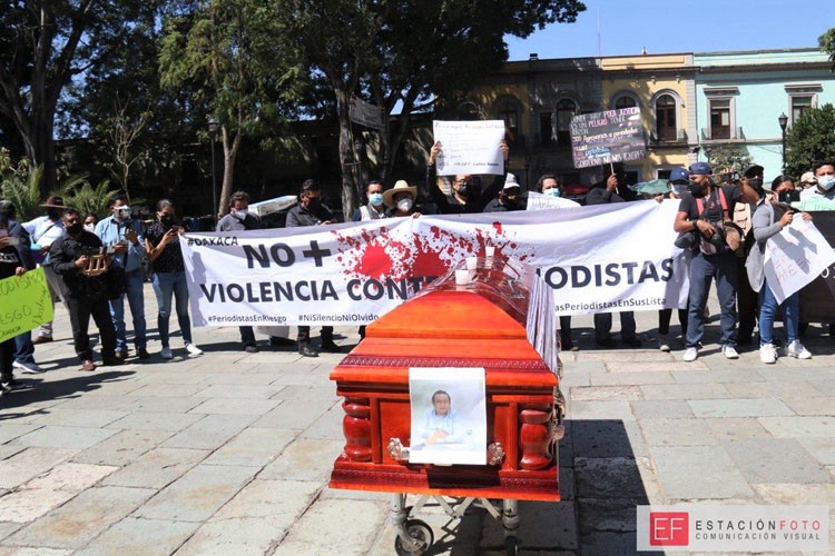 Vacío informativo, arma periodística demoledora: Alfredo Martínez de Aguilar