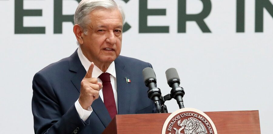 INE ordena a AMLO no opinar sobre consulta de revocación de mandato