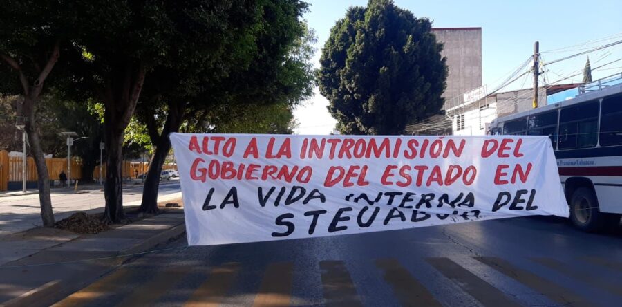Activa bloqueos el STEUABJO en la ciudad de Oaxaca