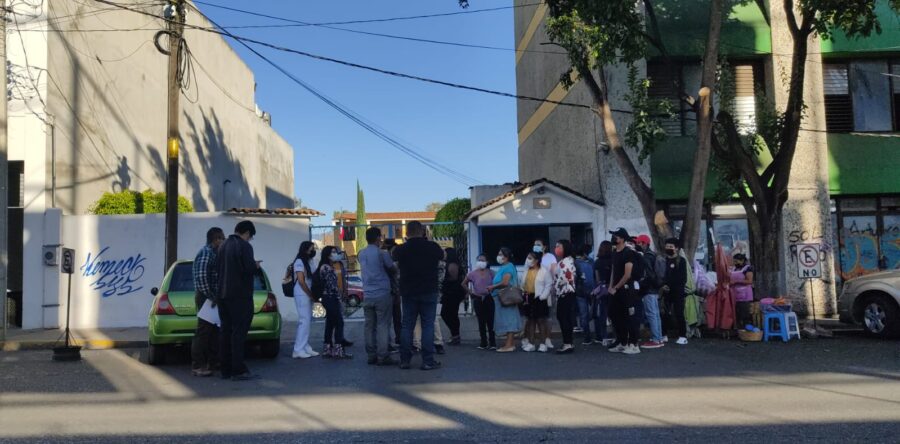 Sin certificado de estudios, estudiantes de las preparatorias de la UABJO