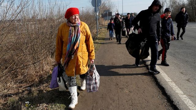 Ucrania busca negociar ‘corredores humanitarios’ con Rusia