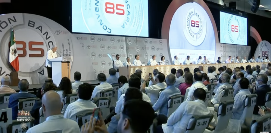 AMLO se disculpa por albazo a Banxico; reitera respeto a autonomía