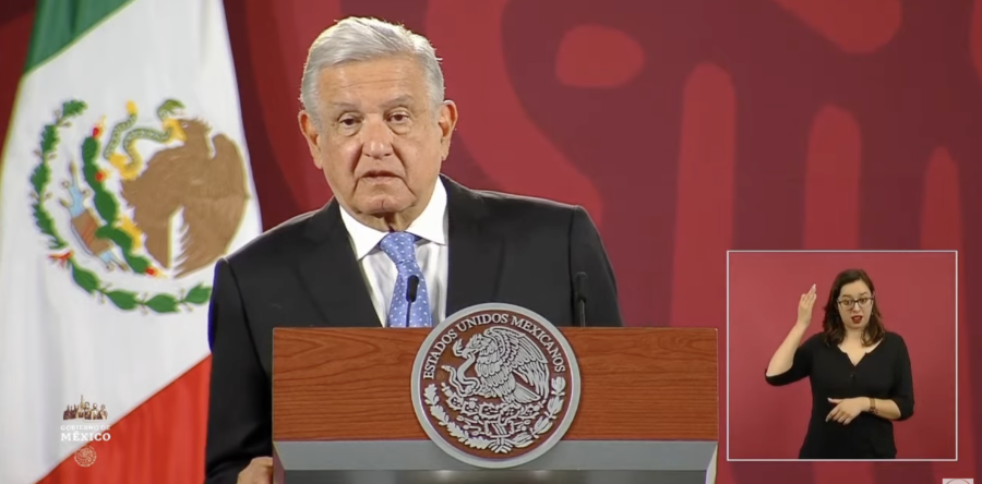 AMLO va también por reducción de plurinominales con reforma electoral