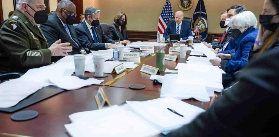 Detrás de los borregos, presión de la Casa Blanca contra México: Carlos Ramírez