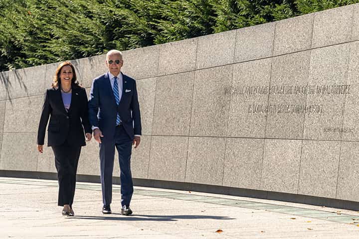 Revive Biden espíritu de Reagan contra México; doblegar a AMLO: Carlos Ramírez