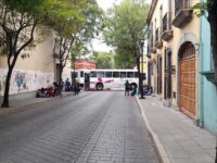 Normalistas nuevamente realizan bloqueos en la ciudad de Oaxaca