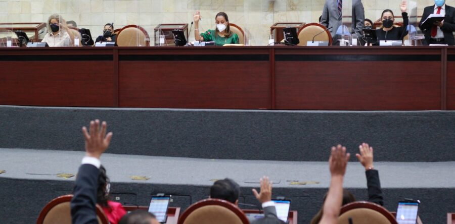 Mariana Benítez condena violencia contra el IEEPCO