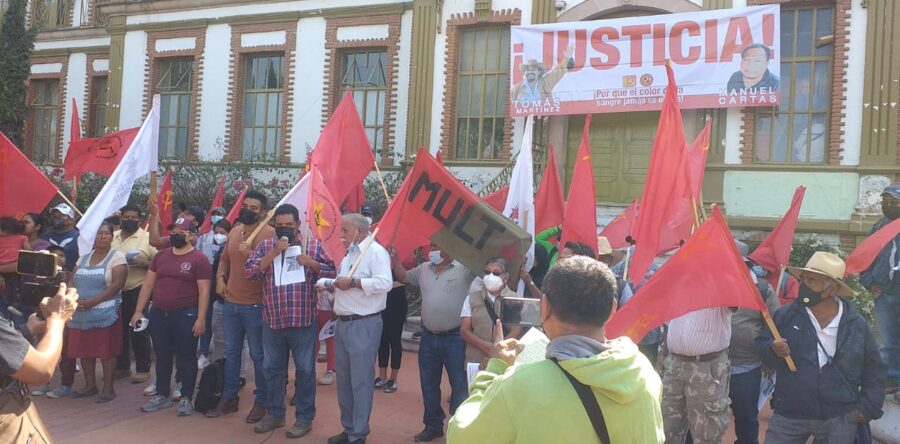 Nuevamente protestan organizaciones sociales en la FGEO