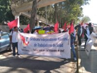 Con bloqueo y pintas inicia Sol Rojo con su jornada de lucha