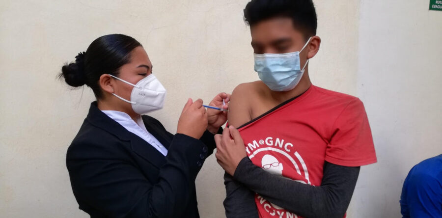 Exhorta SSO registrar a personas de 12 años o más para primera dosis antiCovid