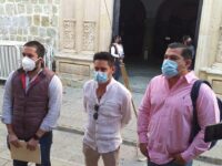 Empresarios oaxaqueños protestaron en el Ayuntamiento de Oaxaca de Juárez