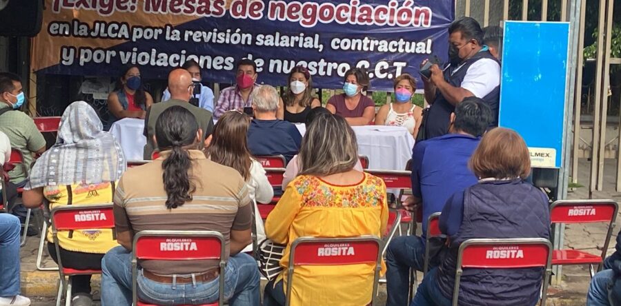 Integrantes del Steuabjo protestan en la JLCyA