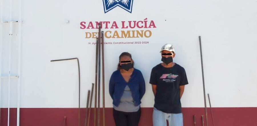 Pareja de presuntos asaltantes fueron detenidos en Santa Lucía del Camino